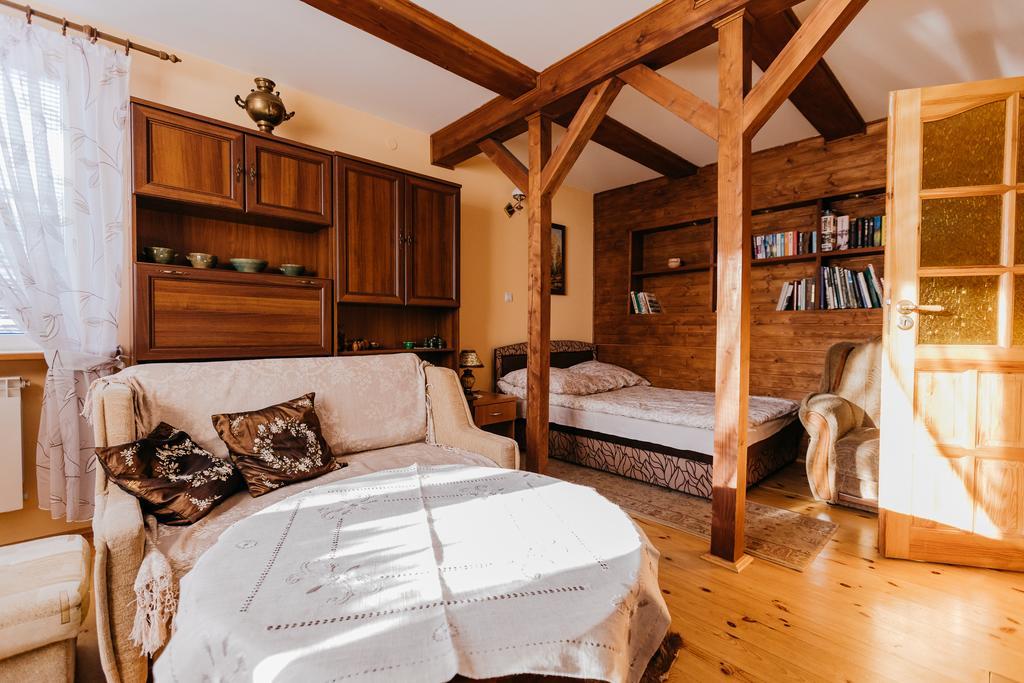 "Jutrzenka" Apartamento Białowieża Exterior foto
