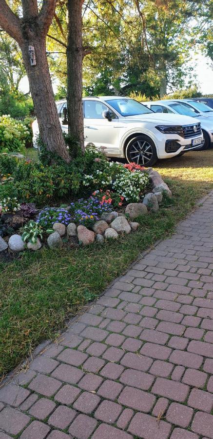 "Jutrzenka" Apartamento Białowieża Exterior foto